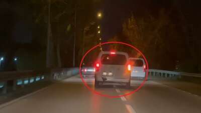 Bursa'da çalışır haldeki kargo aracını