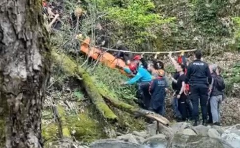 Bursa'nın Yıldırım ilçesinde dere