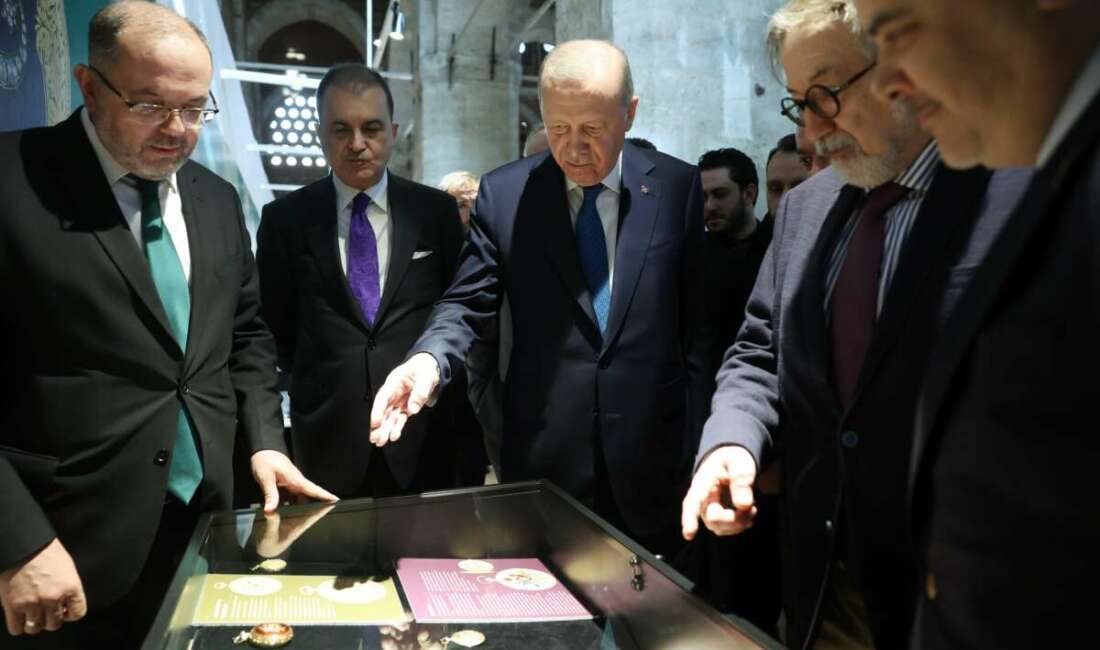 Cumhurbaşkanı Erdoğan, ‘Muhteşem Cep Saatleri Koleksiyonu’ sergisini gezdi Cumhurbaşkanı Recep Tayyip Erdoğan,