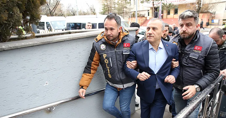 Gülistan Doku ile ilgili