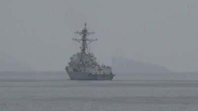 Abbas Arakçi, ticari gemilerin Hürmüz