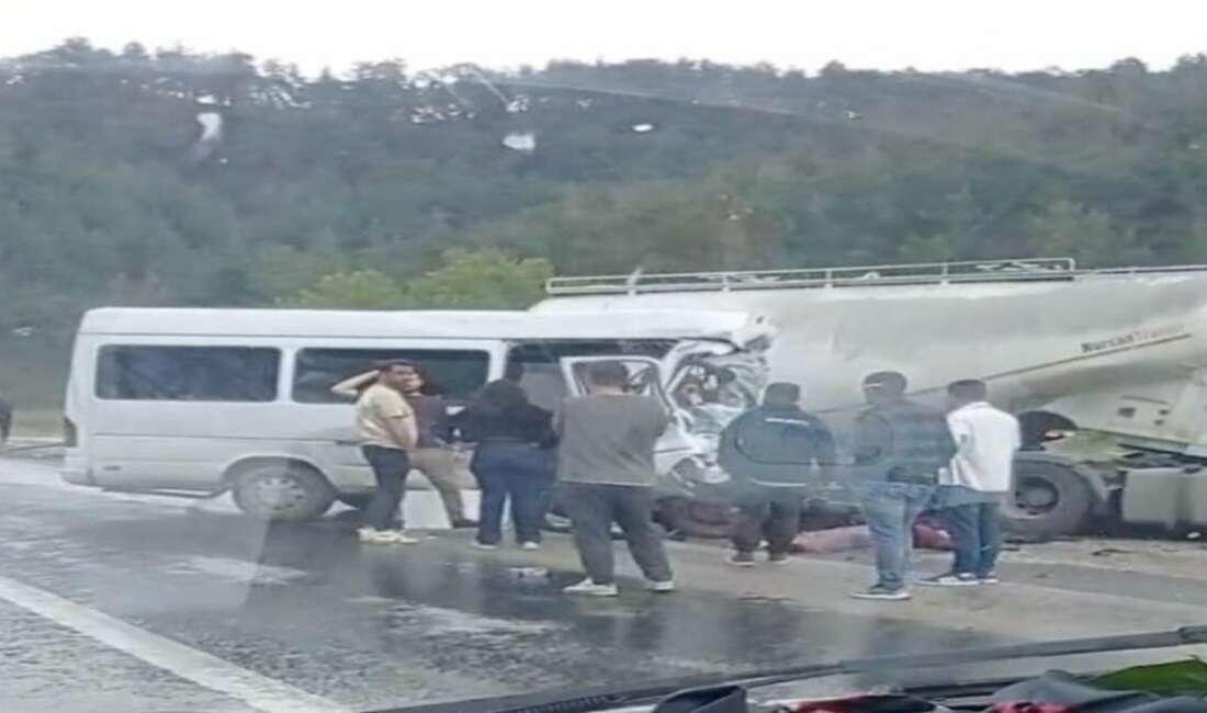 Isparta-Antalya Karayolunda feci kaza: 7 ölü Isparta-Antalya Karayolunda feci kaza: 7 ölü