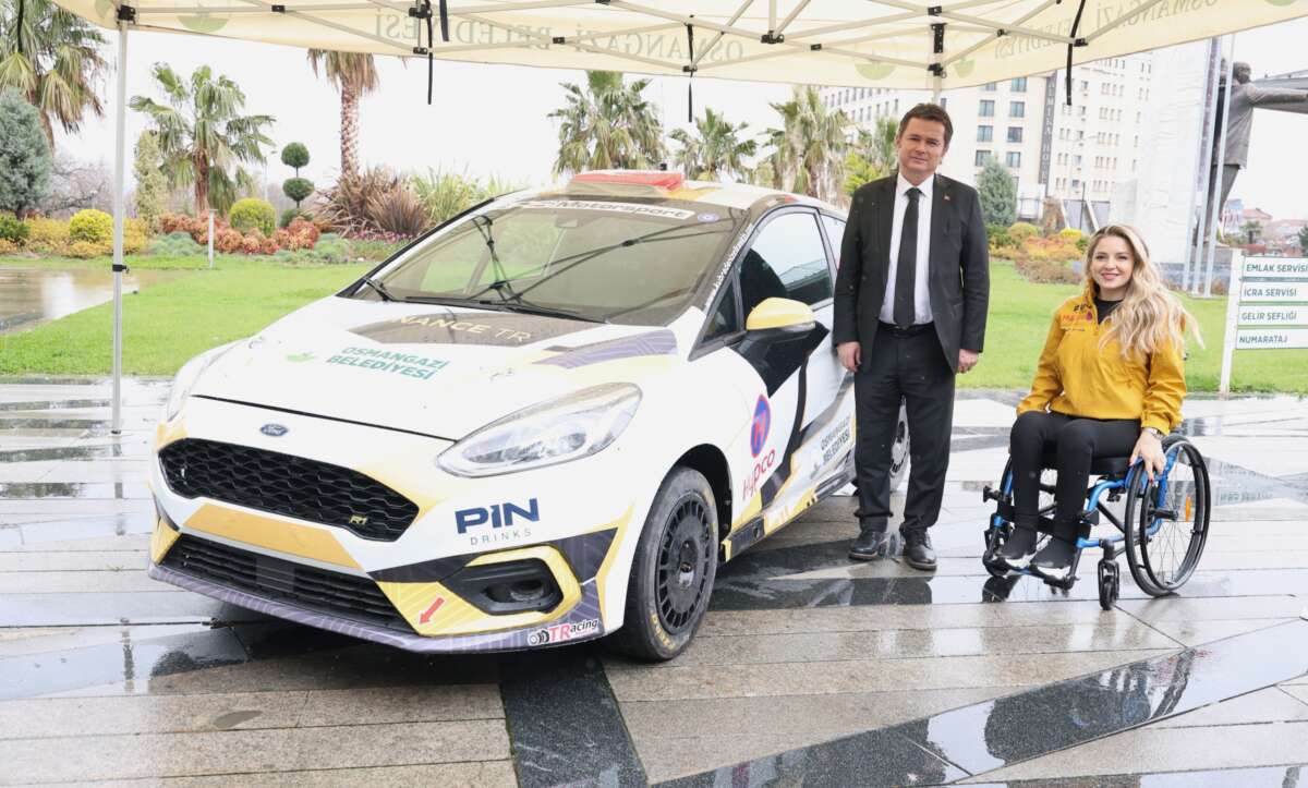 Bursa’nın gururu yeni zaferler peşinde; Başkan Aydın başarılar diledi…