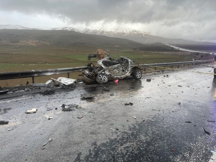 Malatya’da tır ile otomobilin