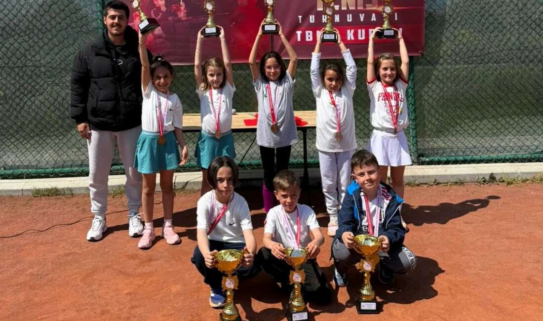 Osmangazi Belediyespor Tenis Takımı