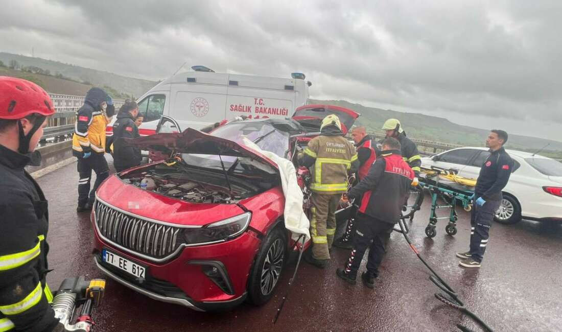 Yalova’da tır ile otomobilin