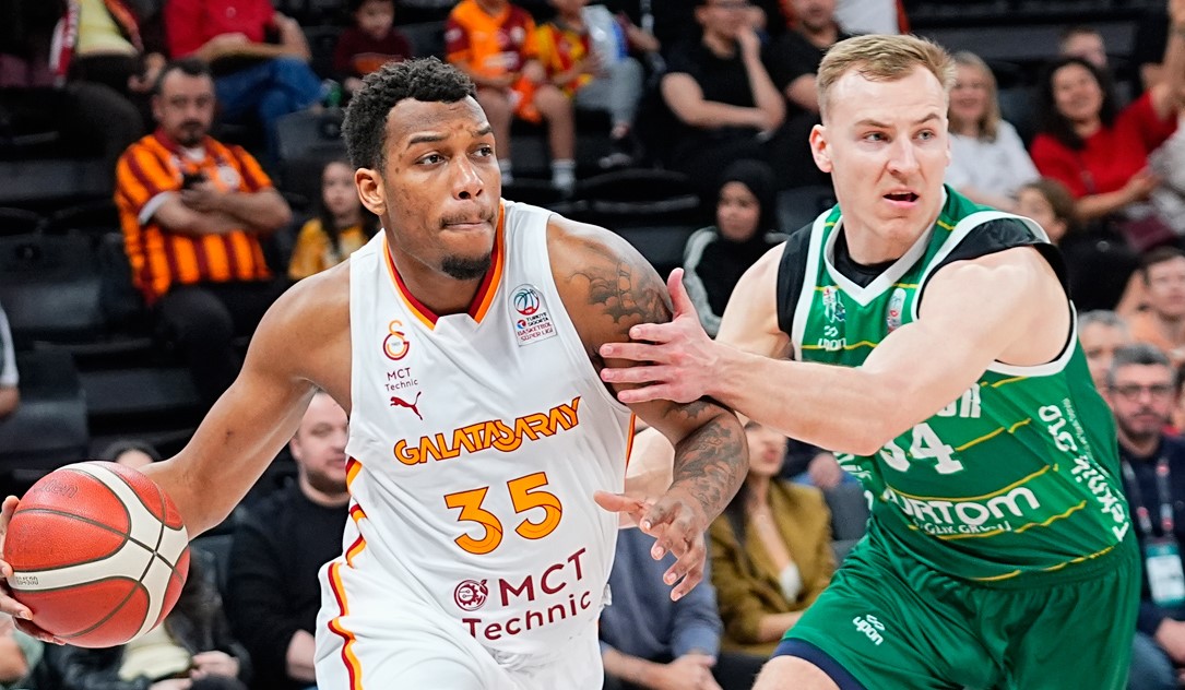 Geride bıraktığımız hafta lider Fenerbahçe