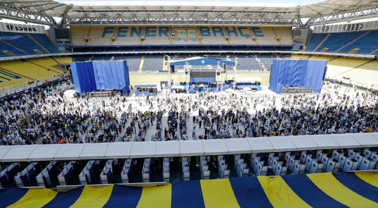 Fenerbahçe Başkanı Sadettin Saran, kulübün