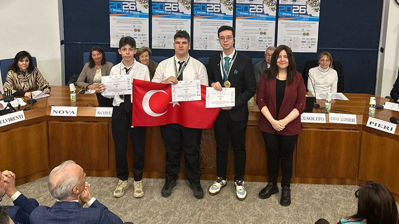 Emine Örnek Okulları’ndan uluslararası başarı! İtalya’nın Milano kentinde düzenlenen