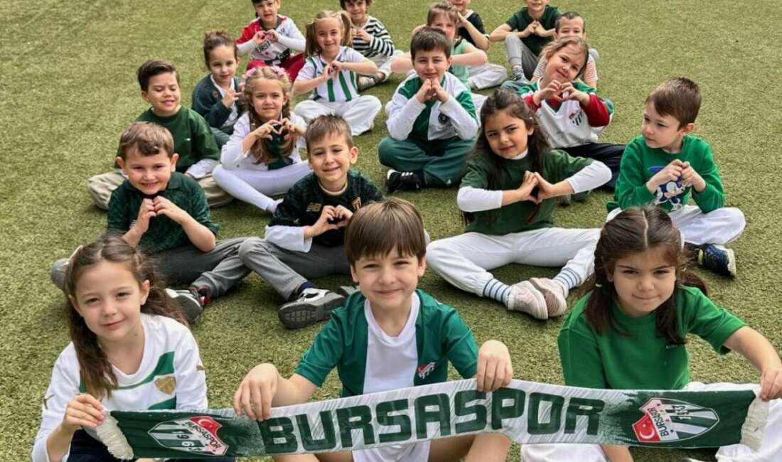 Emine Örnek Okulları, Nisan