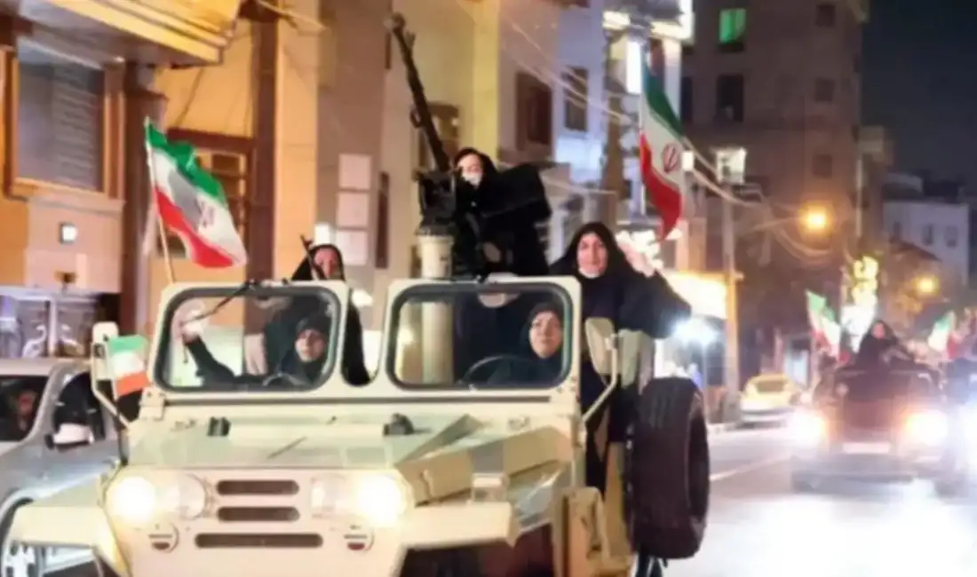 Tahran'da düzenlenen rejim yanlısı