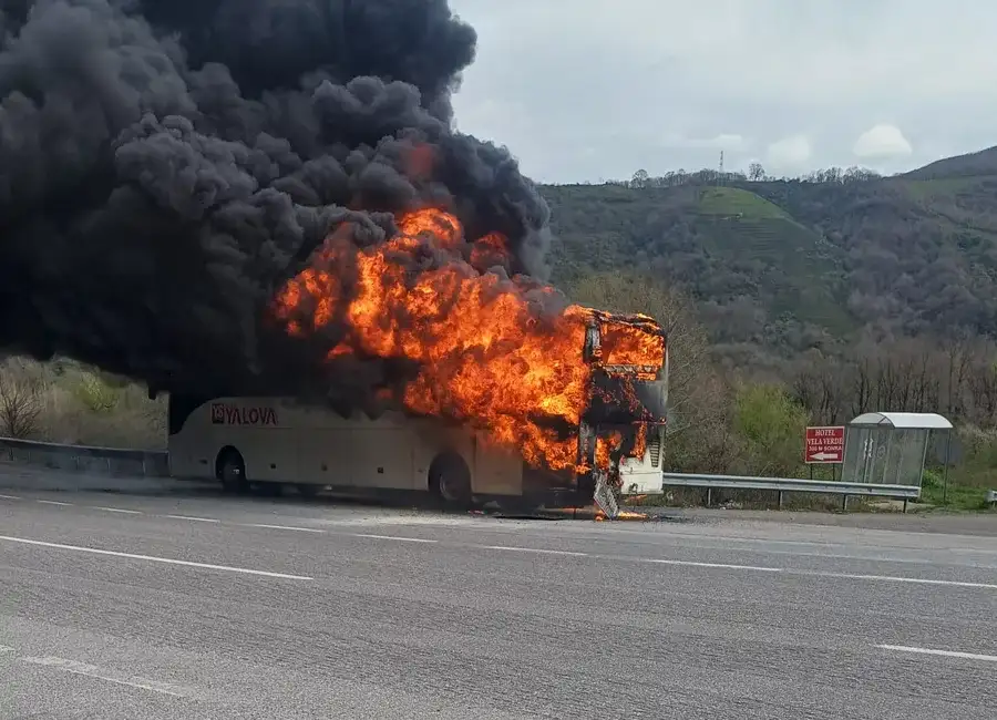 Bursa-Yalova karayolunda seyir halindeki