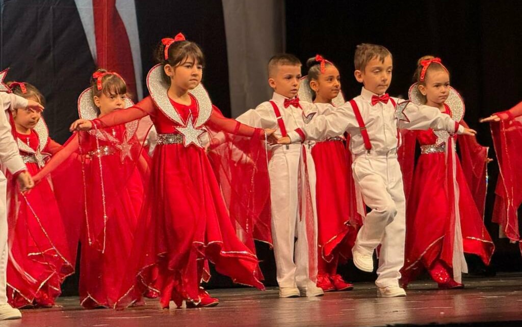 Bursa’da 23 Nisan’dan renkli görüntüler…