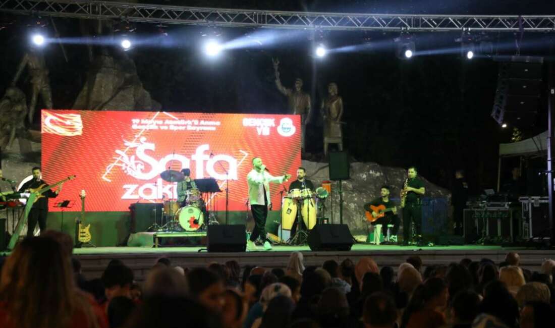 İnegöl’de 7’den 77’ye herkes bu konserde buluştu! 19 Mayıs Atatürk’ü Anma,