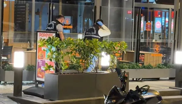 İstanbul Şişli'de iki grup
