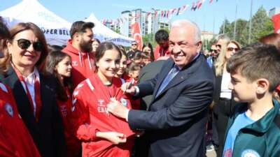 Nilüfer Belediyesi’nin 19 Mayıs Atatürk’ü