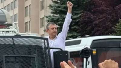 CHP Genel Başkanı Özgür Özel,
