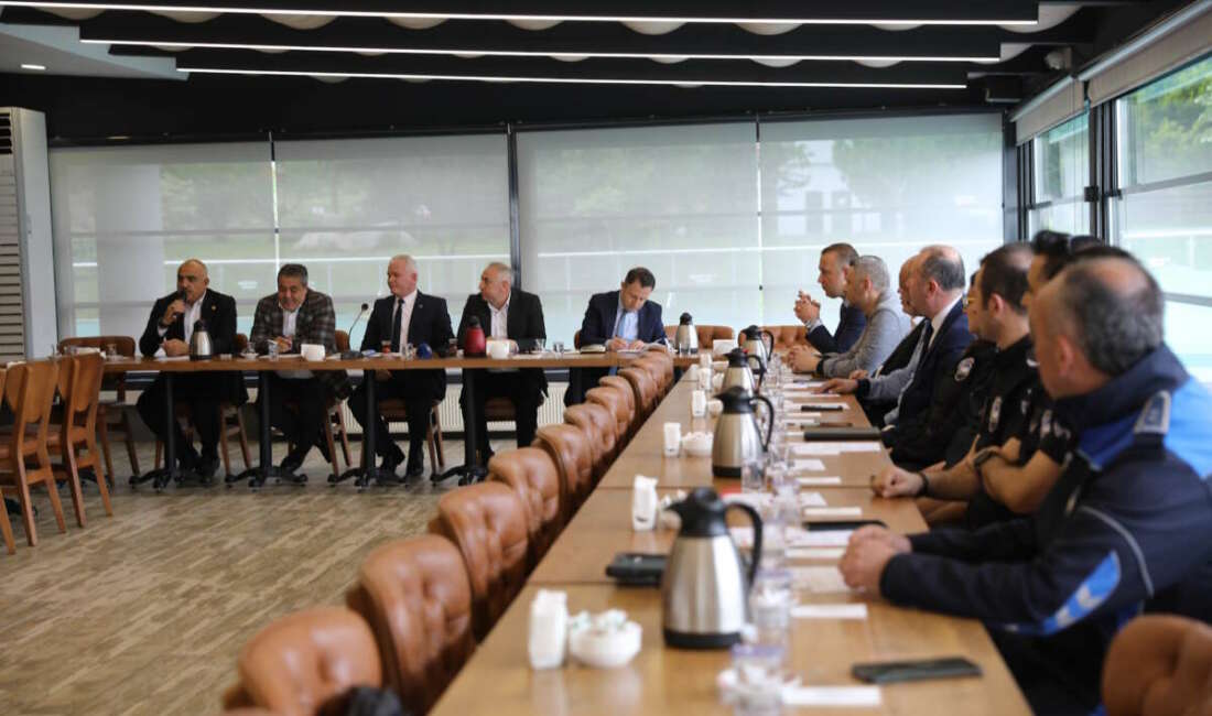 Bursa’da 17 ilçenin zabıta müdürleri toplandı! Bursa Büyükşehir Belediyesi koordinasyonunda