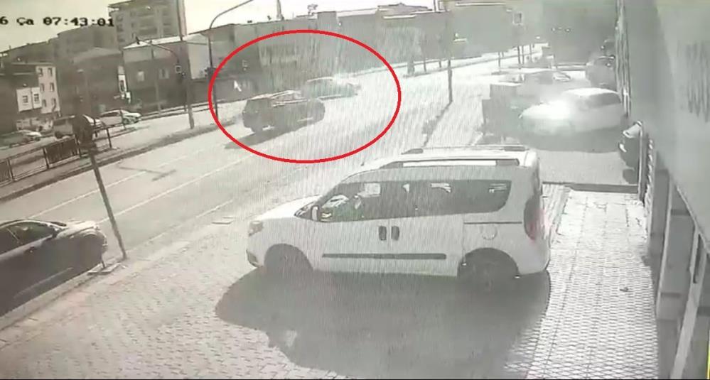 Bursa'da iddiaya göre kavşakta