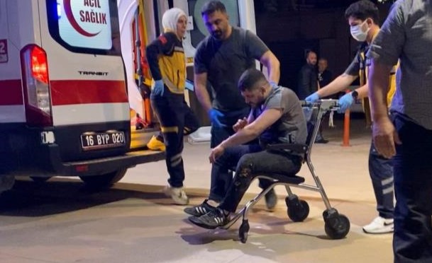 Bursa’da gece yarısı ortalık karıştı; Direksiyon başında fenalaştı! Bursa'nın İnegöl ilçesinde,