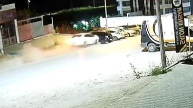 Bursa'da direksiyon başında uyuyakalan sürücü,