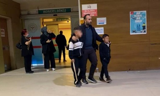 Bursa’da Fenerbahçeliler Derneği’ni kundaklayan çocuklar yakalandı! Bursa'nın İnegöl ilçesinde pasajda