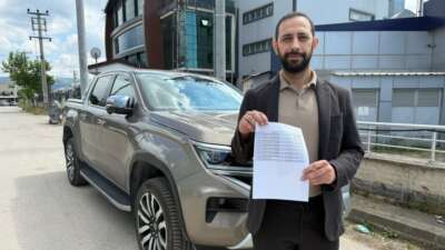 Bursa'da ikamet eden ve aracını