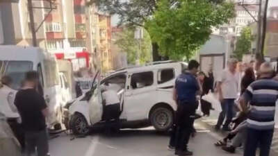 Bursa'da direksiyon hakimiyetini kaybeden sürücünün