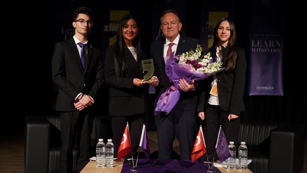 Şahinkaya Eğitim Kurumları’ndan önemli söyleşiler Şahinkaya Eğitim Kurumları