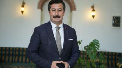Yenişehir Belediye Başkanı Ercan Özel,