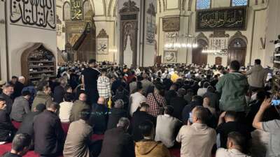 Bursa'da Kurban Bayramı sabahı vatandaşlar,