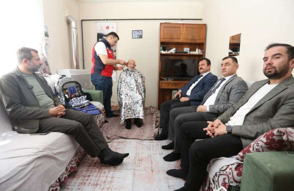 Gürsu’da Mustafa Işık ve ekibi yüzleri güldürdü Gürsu Belediyesi, Kurban Bayramı