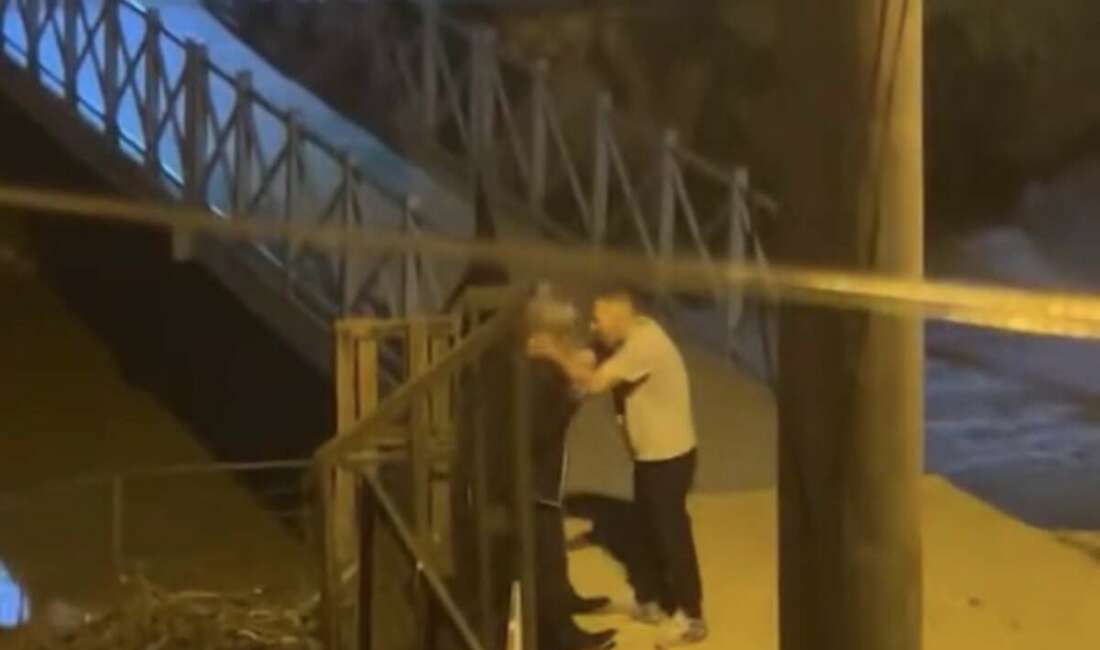 Bursa’da sokak ortasında kavga Bursa'da iki kişi arasında