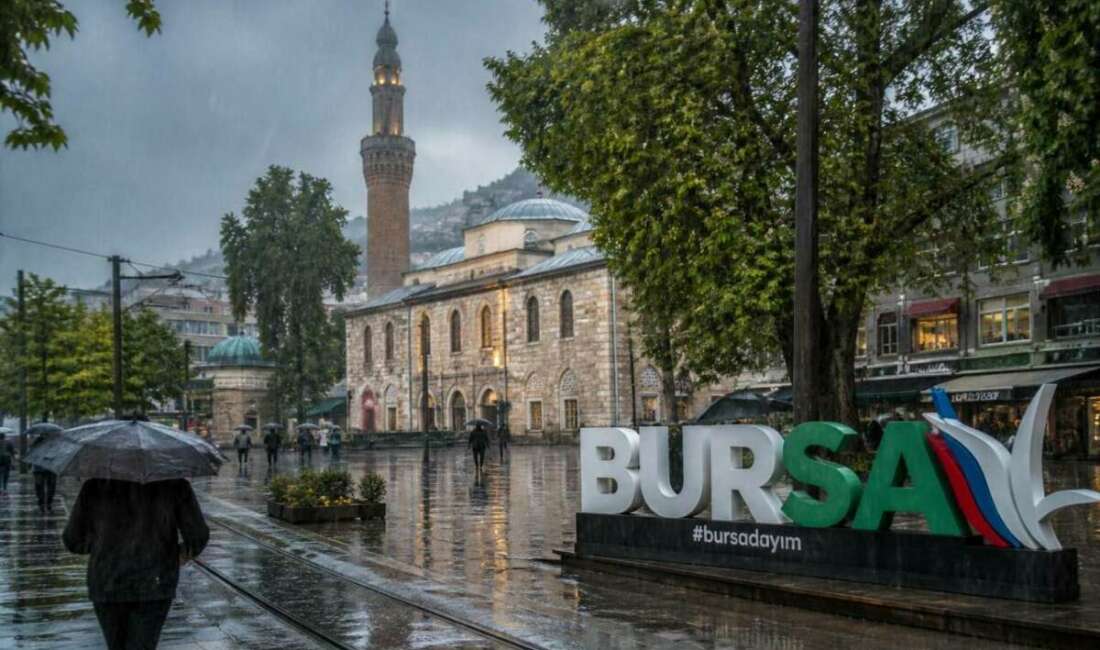 Bursa’da aniden bastıran dolu