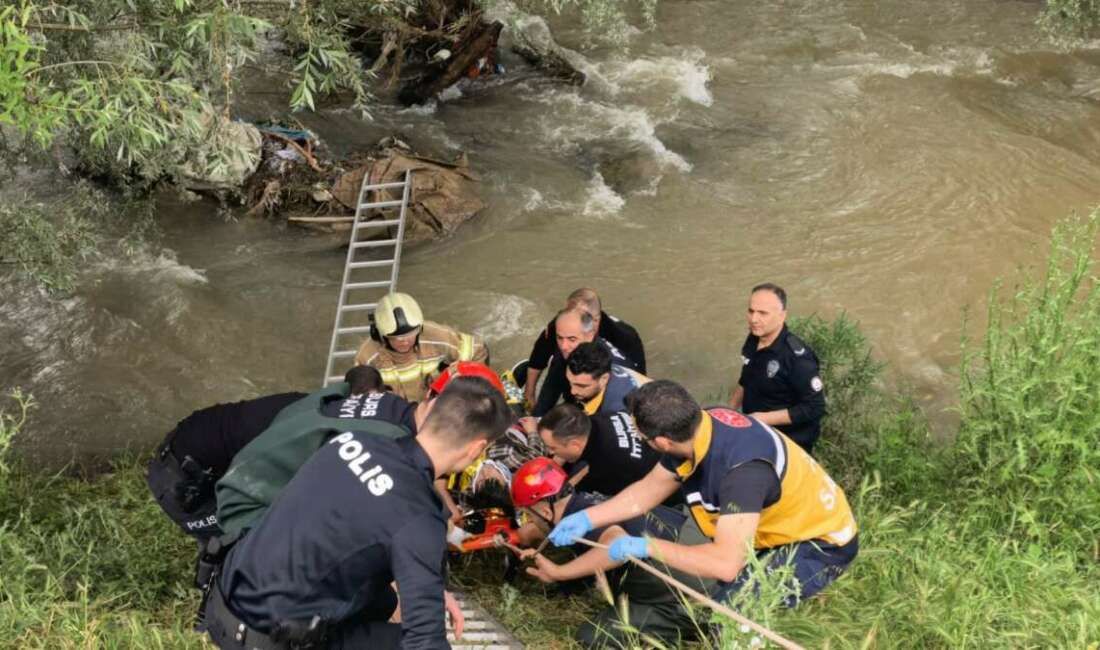 Bursa’da akıntıya kapılan kişi böyle kurtarıldı Bursa’nın İnegöl ilçesinde Bedre