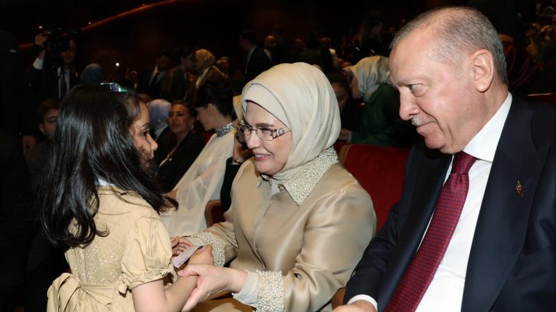 Emine Erdoğan’dan “Şule: Senin Hikayen” dizisine destek Emine Erdoğan, Şule Yüksel