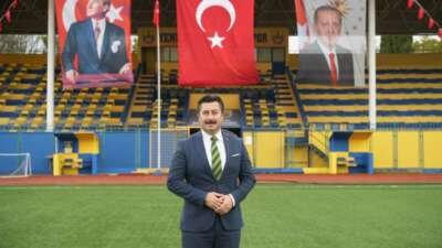 Yenişehir Belediye Başkanı Ercan Özel,