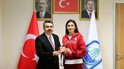 Yıldırım Belediyesi, spora ve sporculara
