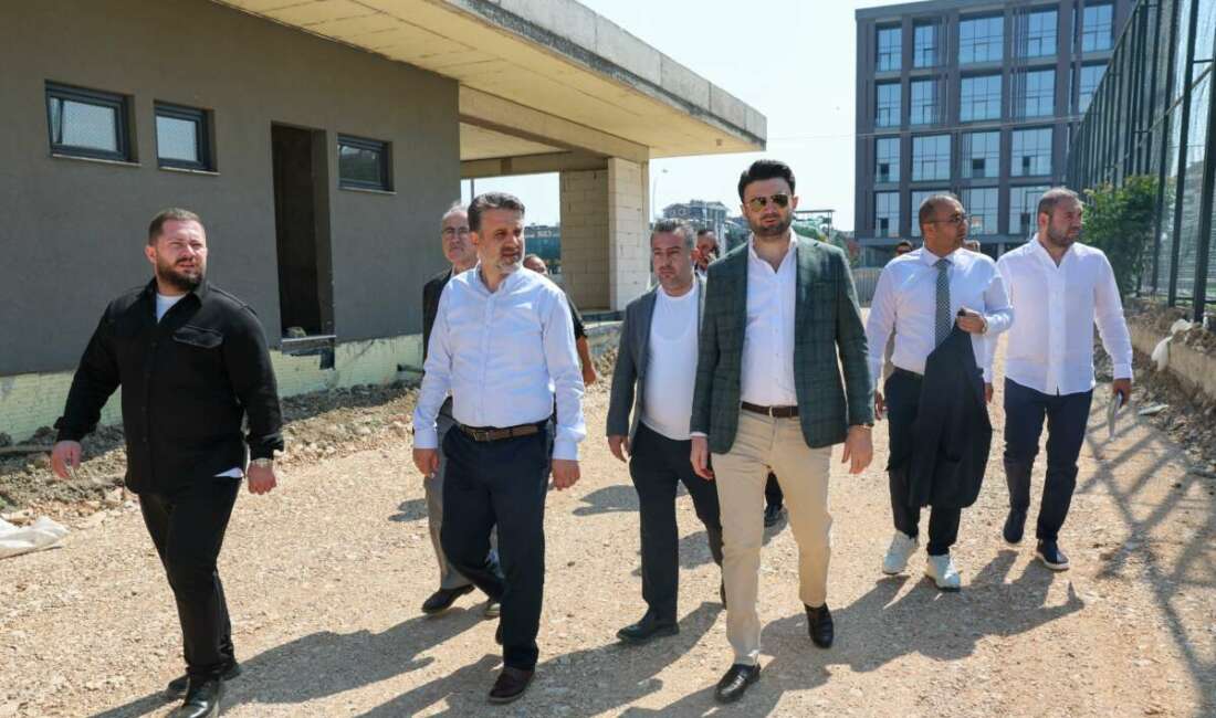 Şahin Biba, Bursaspor’un yanında; 3 saha yapılıyor… Bursa Büyükşehir Belediyesi, sporun gelişmesi