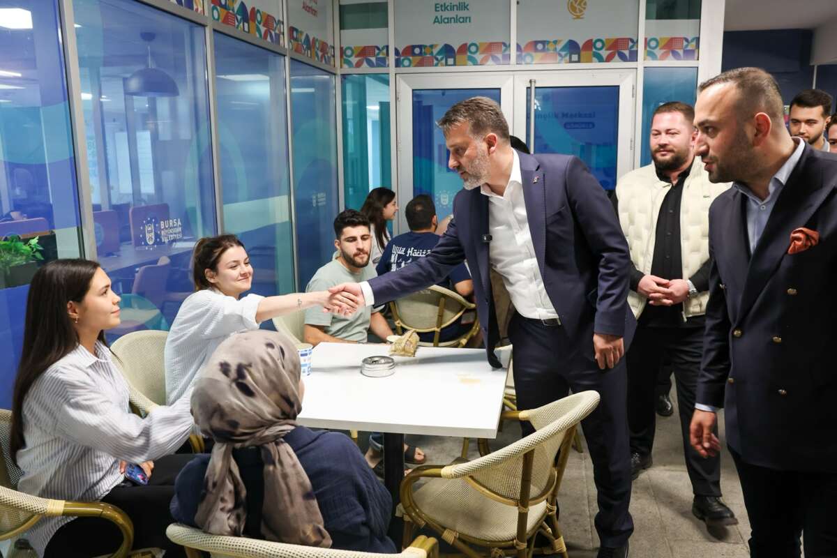 Şahin Biba’dan gençlere mesaj; Her zaman yanınızdayız!