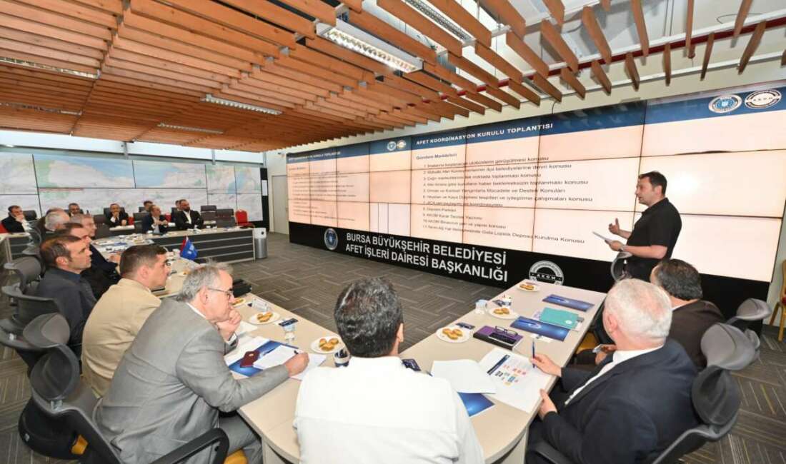 Bursa’nın afet planı AKOM’da masaya yatırıldı Bursa’nın afet planı AKOM’da masaya yatırıldı