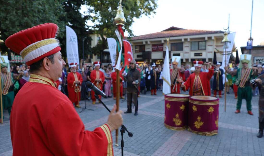 Bursa, mehter marşlarıyla fetih ruhunu yeniden yaşıyor Bursa Büyükşehir Belediyesi,