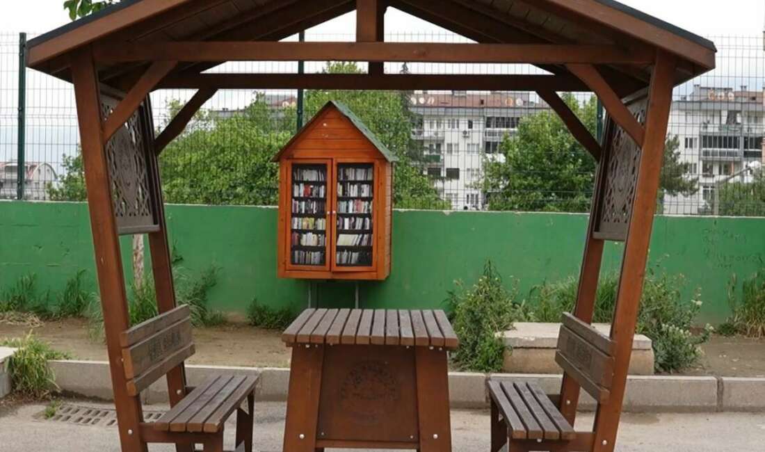 Kestel Belediyesi, kendi ürettiği mobilyalarla ilçeyi güzelleştiriyor Kestel Belediyesi, kendi atölyelerinde