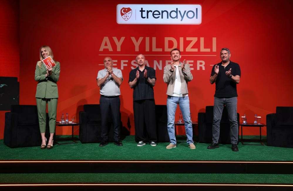 Türkiye Milli Takımları Resmi