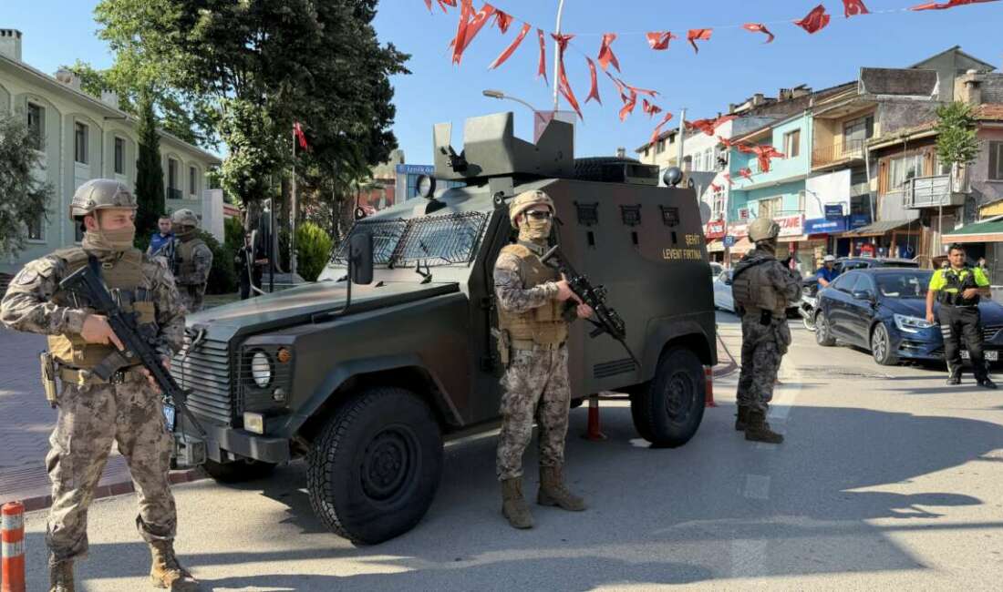 İznik’te ‘Önüne bak’ tartışması sonrası yoğun güvenlik Bursa'nın İznik ilçesinde bir