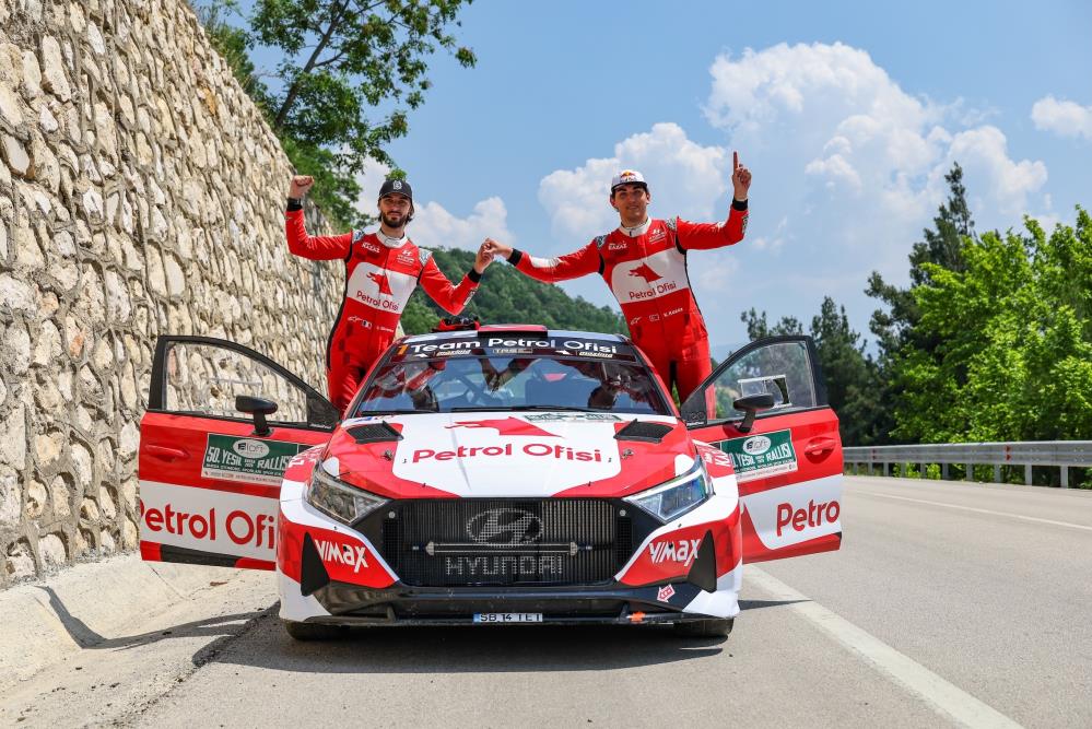 Yeşil Bursa Rallisi’ne Kerem Kazaz damga vurdu!