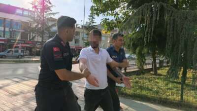  Bursa'nın İnegöl ilçesinde kimlik kontrolü
