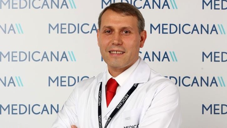 Aşırı terlemeye 30 dakikalık operasyon! Terleme, vücudun ısı dengesini kurmayı