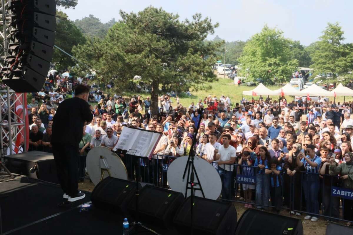 Bursa Gümüşhaneliler Yayla Şenliği’nde Karadeniz rüzgarı esti