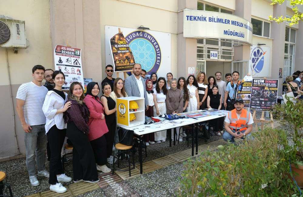 Bursa Uludağ Üniversitesi’nde yılsonu proje şenliği Bursa Uludağ Üniversitesi (BUÜ)